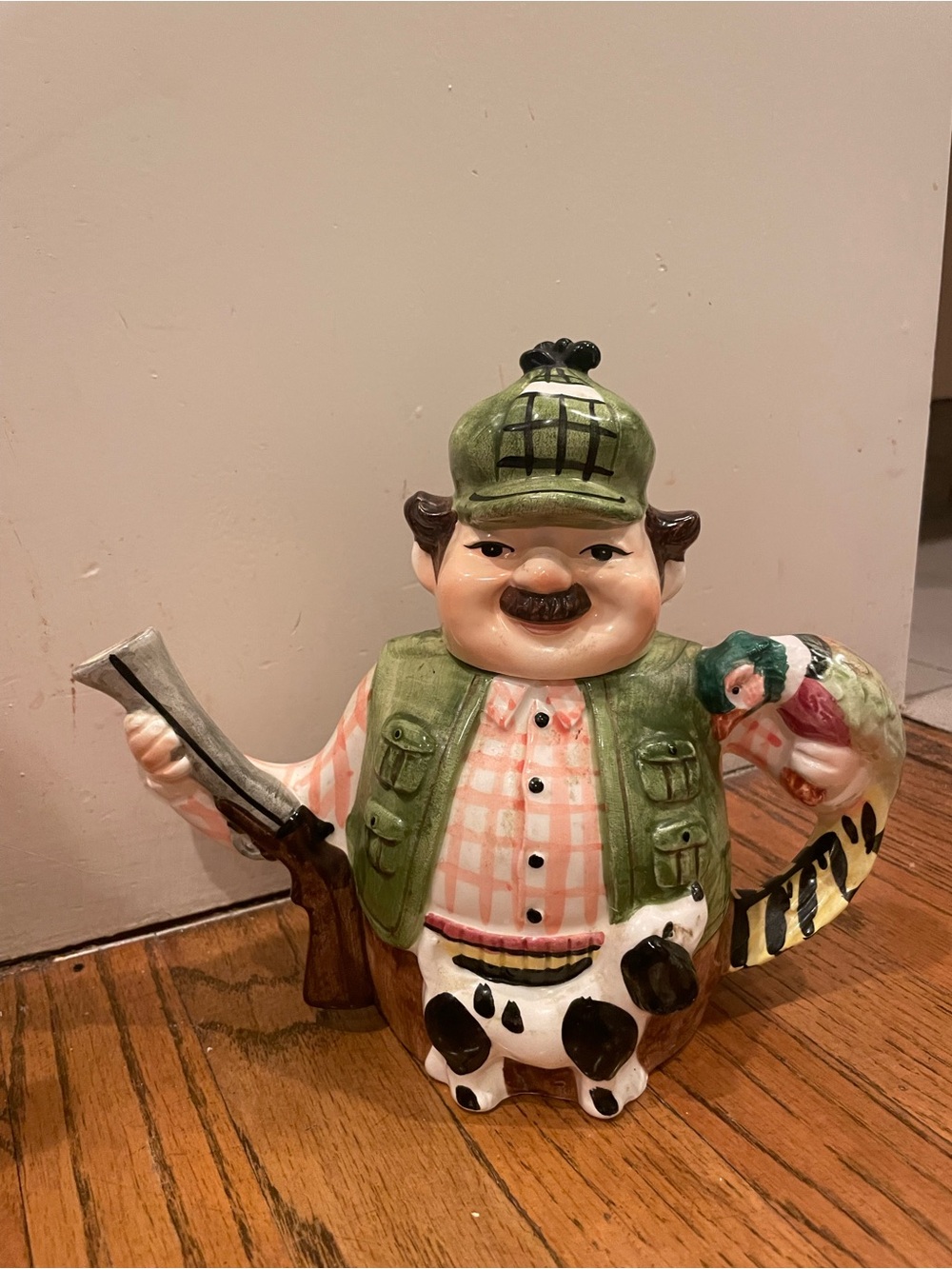 Vintage Ceramic Hunter Teapot